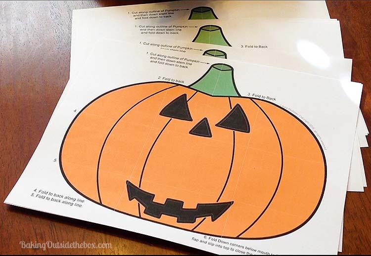 Download this easy to make folded Jack-o-lantern Envelope Printable. The short tutorial video makes it simple and fun. Happy Halloween!
